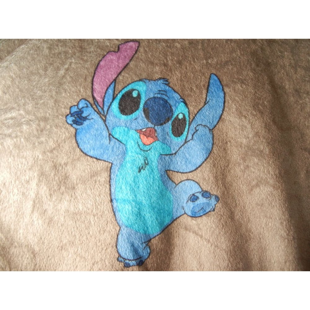 Disney STITCH pull over XL 46" gender neutral , pullover